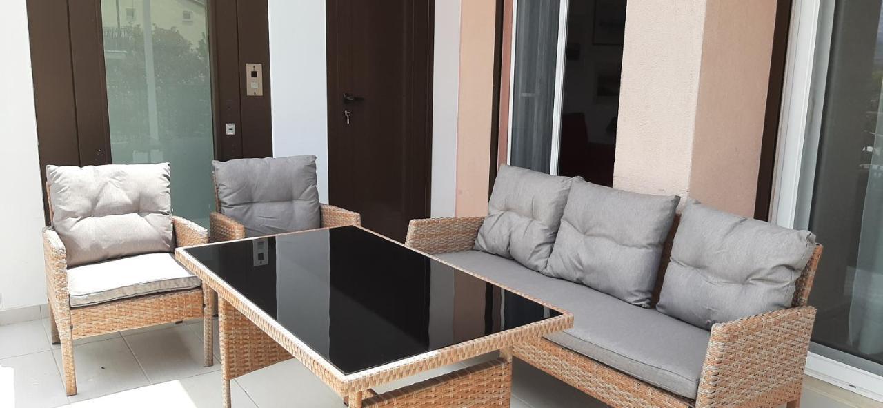 Avista Apartments Λυγιά Εξωτερικό φωτογραφία